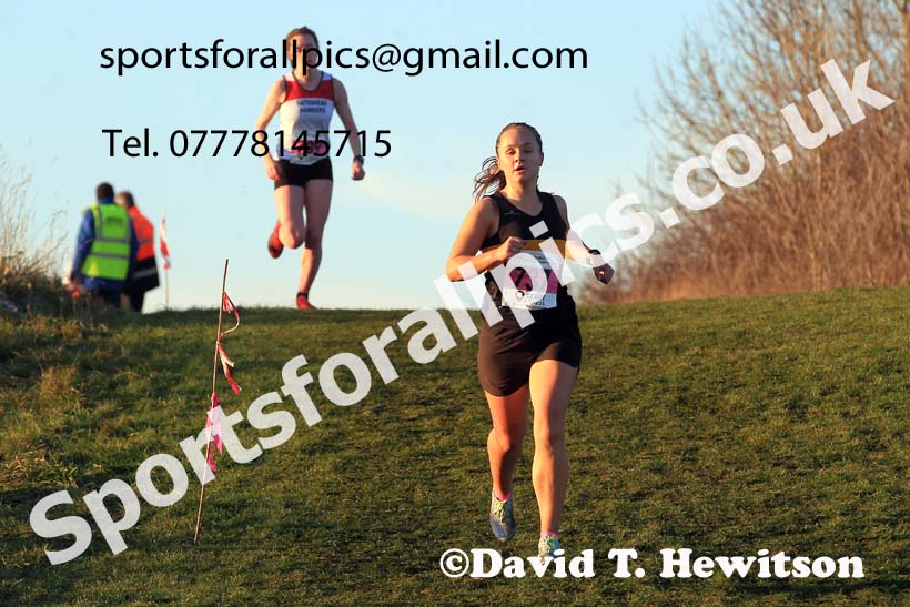 Senior womens 2022 North Eastern Cross Country Champs., Temple Park, South Shields.  Photo: David T. Hewitson/Sports for All Pics